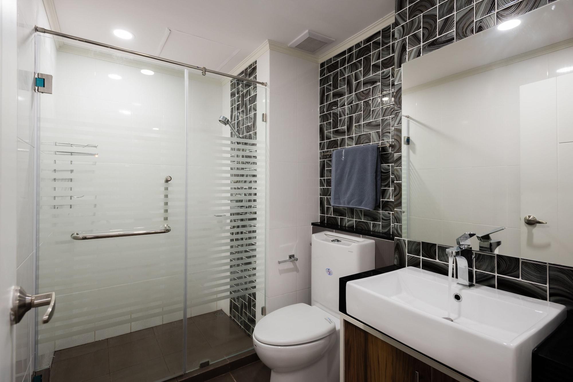 Dusit Grand Park Apartment Pantai Jomtien Bagian luar foto