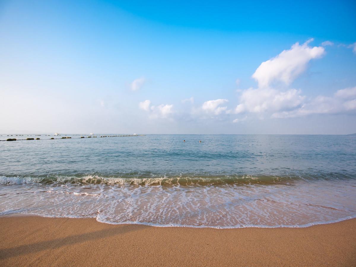 Dusit Grand Park Apartment Pantai Jomtien Bagian luar foto
