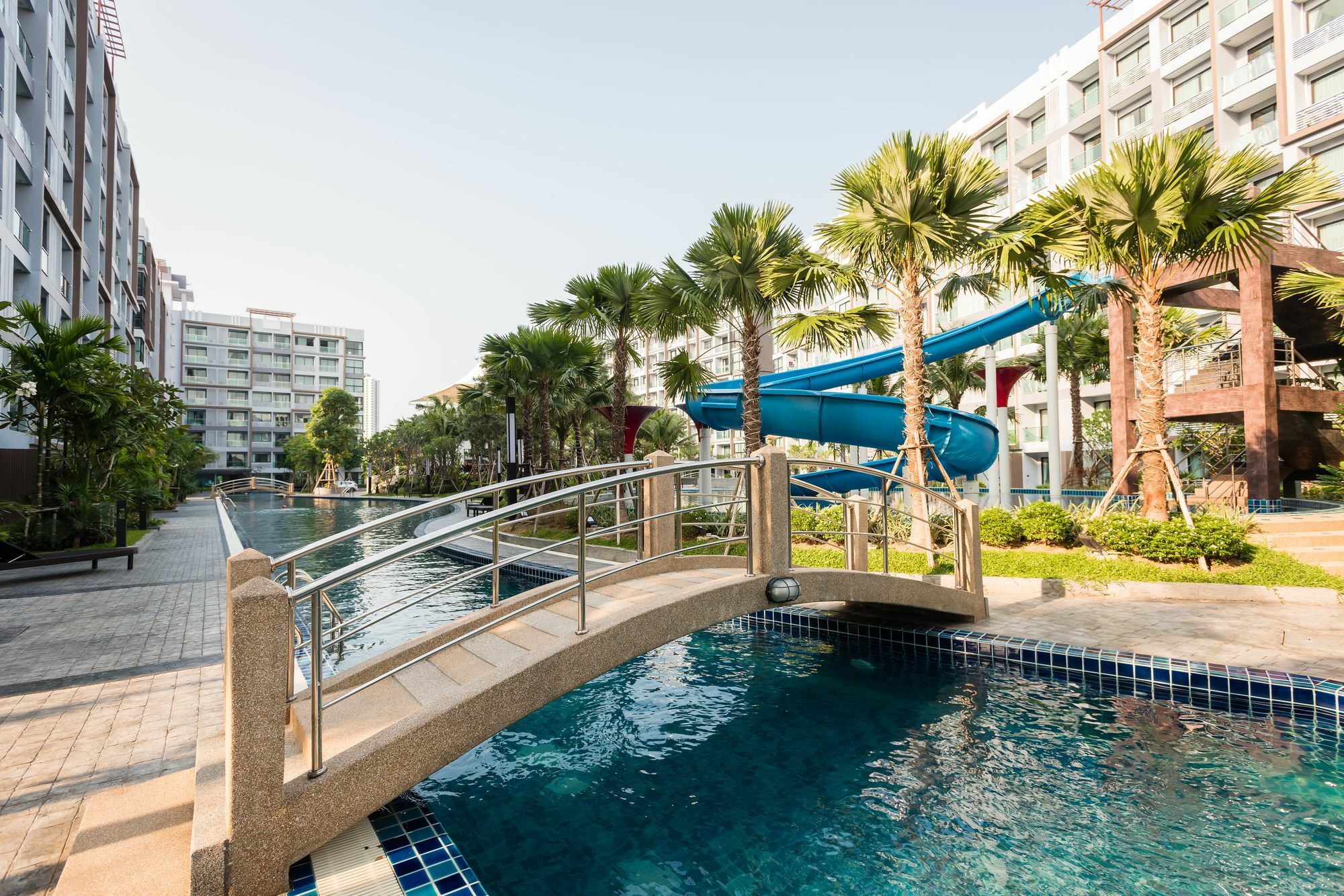 Dusit Grand Park Apartment Pantai Jomtien Bagian luar foto